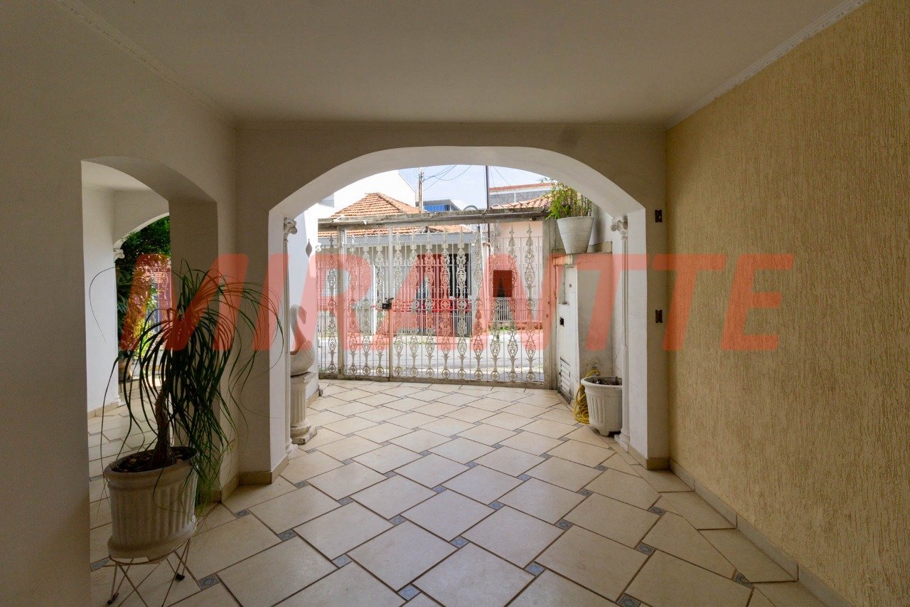 Sobrado de 150m² com 4 quartos em Santana
