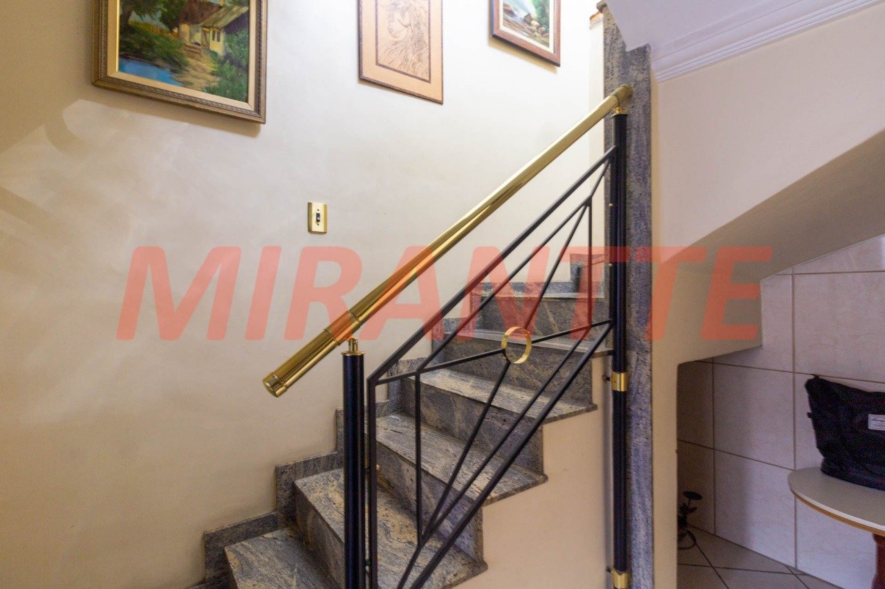 Sobrado de 150m² com 4 quartos em Santana