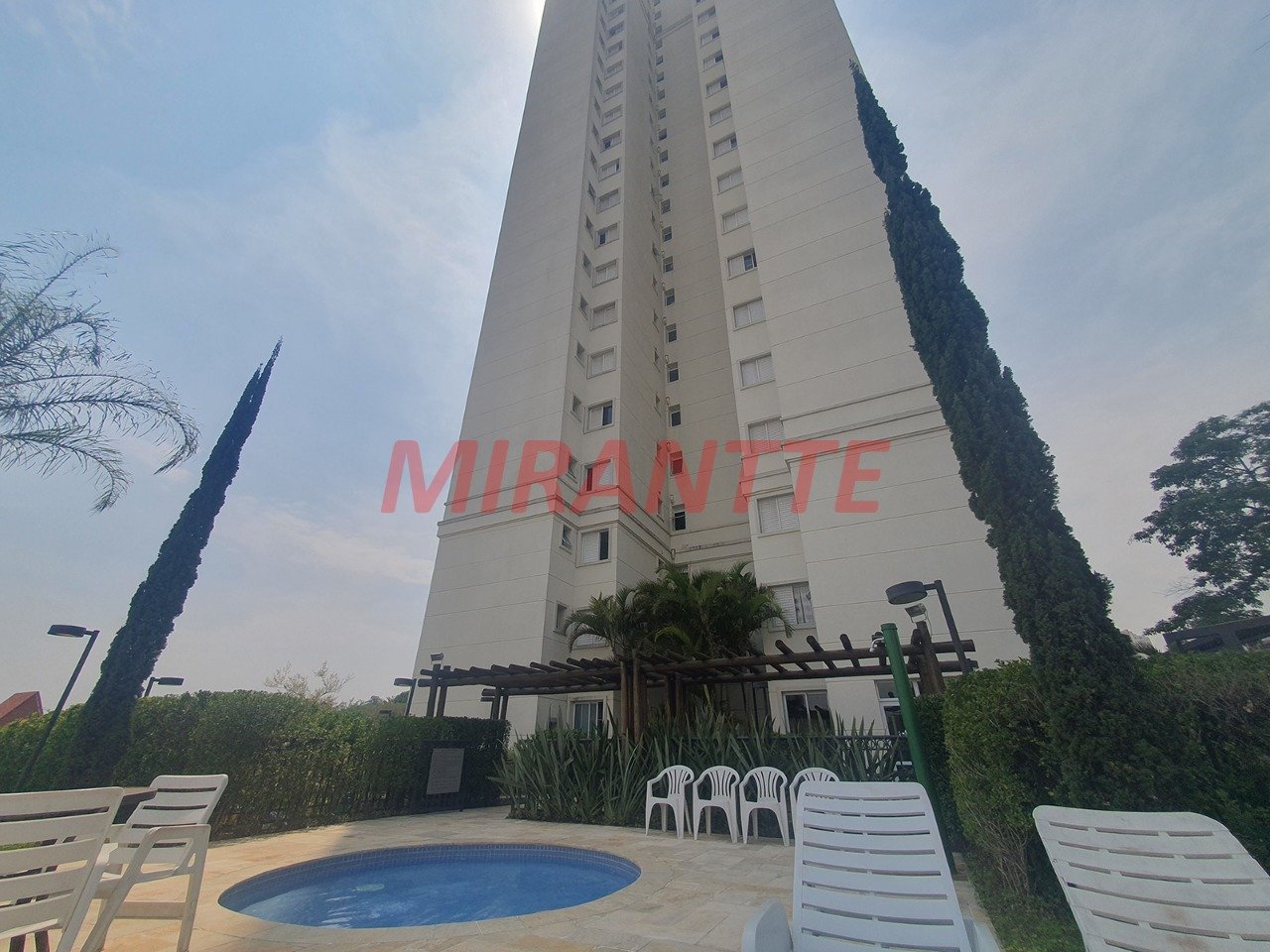 Apartamento de 85m² com 3 quartos em Lar São Paulo