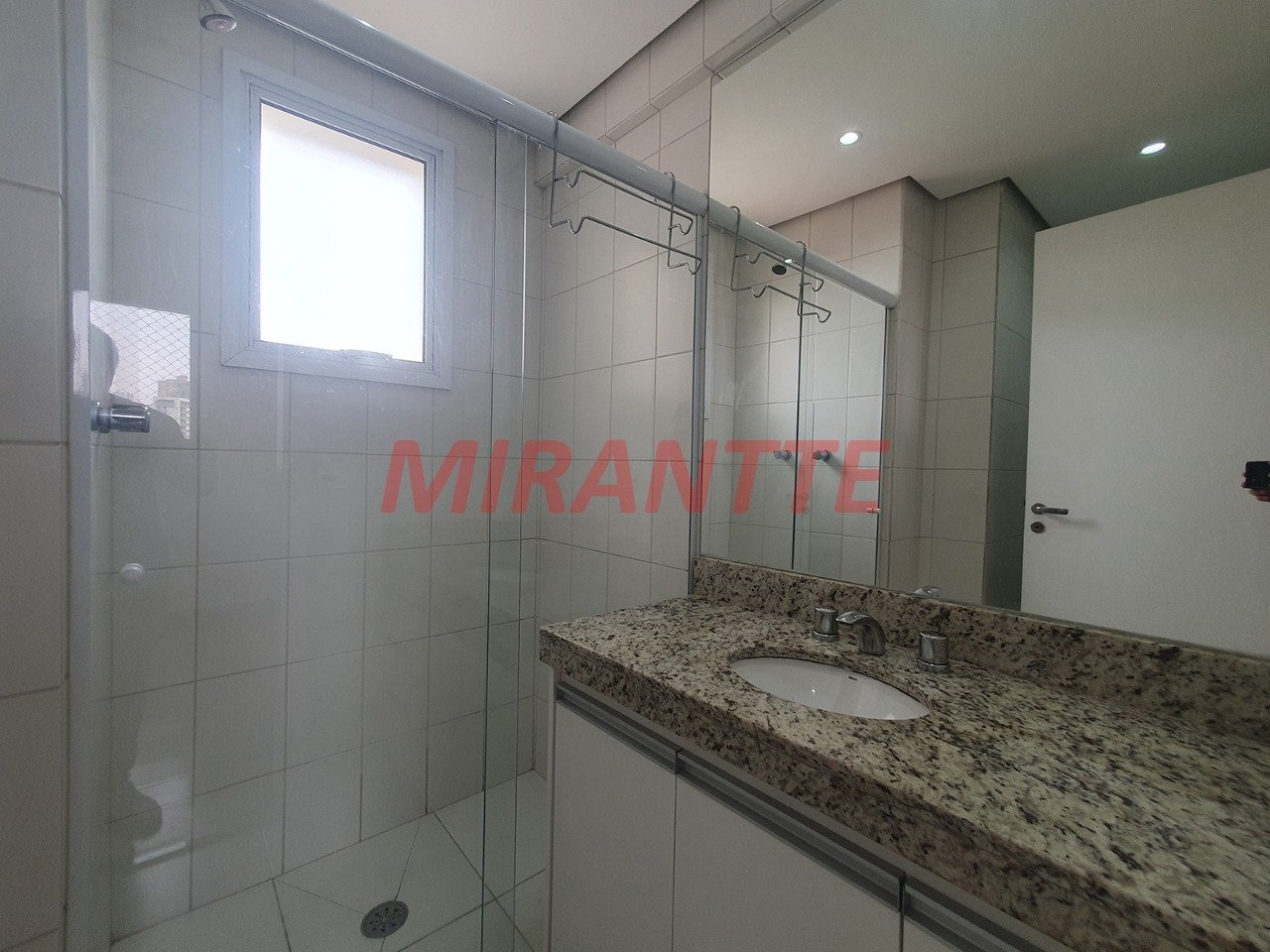 Apartamento de 85m² com 3 quartos em Lar São Paulo