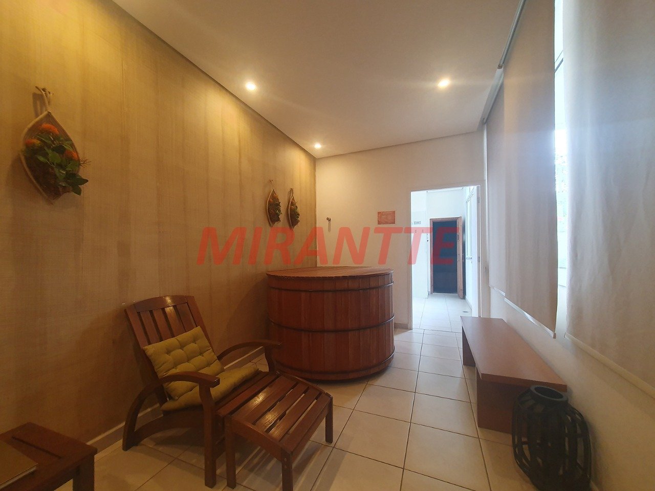 Apartamento de 85m² com 3 quartos em Lar São Paulo