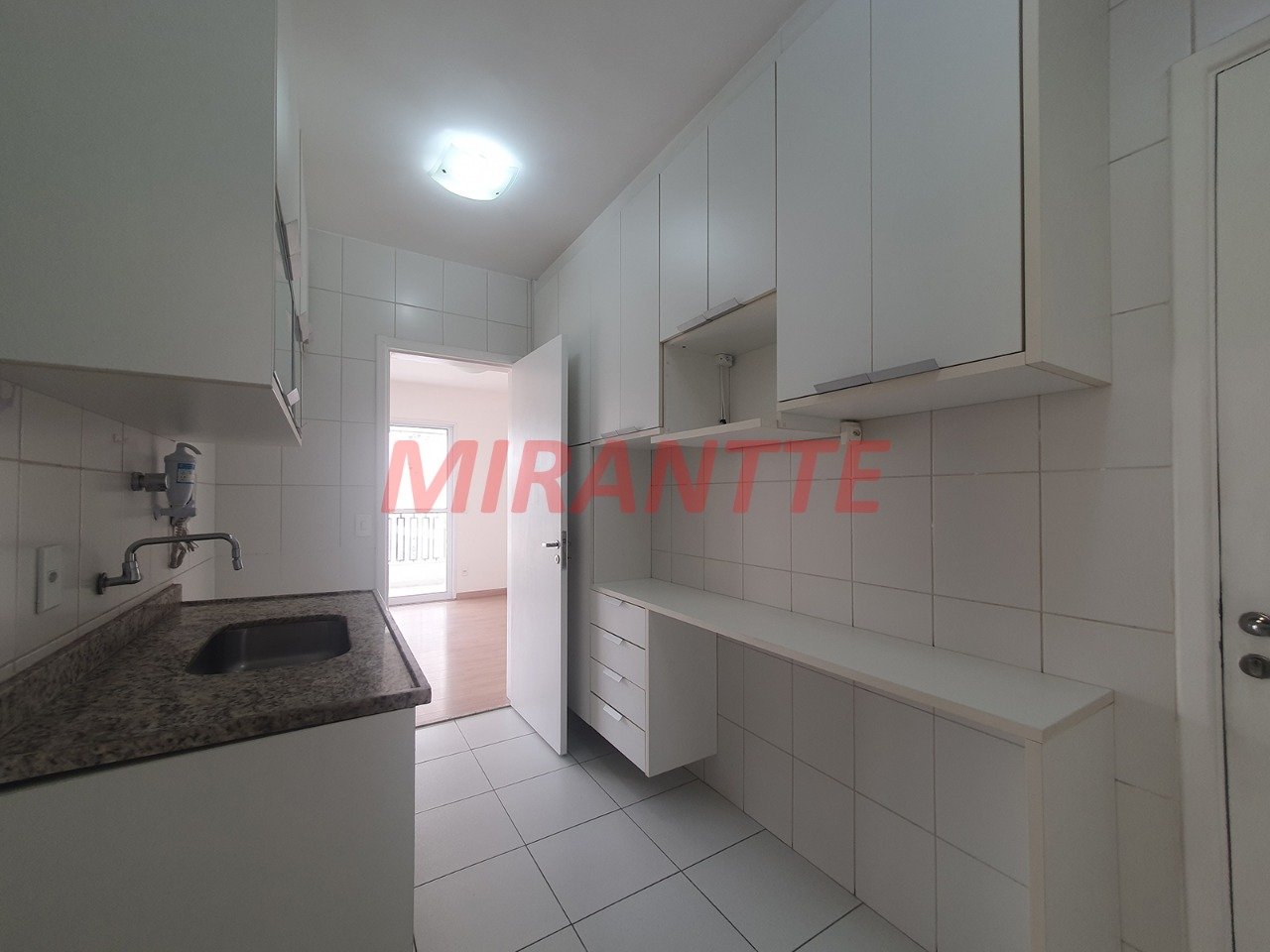 Apartamento de 85m² com 3 quartos em Lar São Paulo