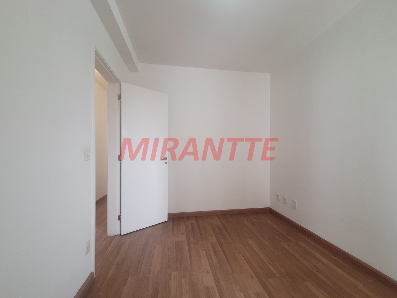 Apartamento de 85m² com 3 quartos em Lar São Paulo
