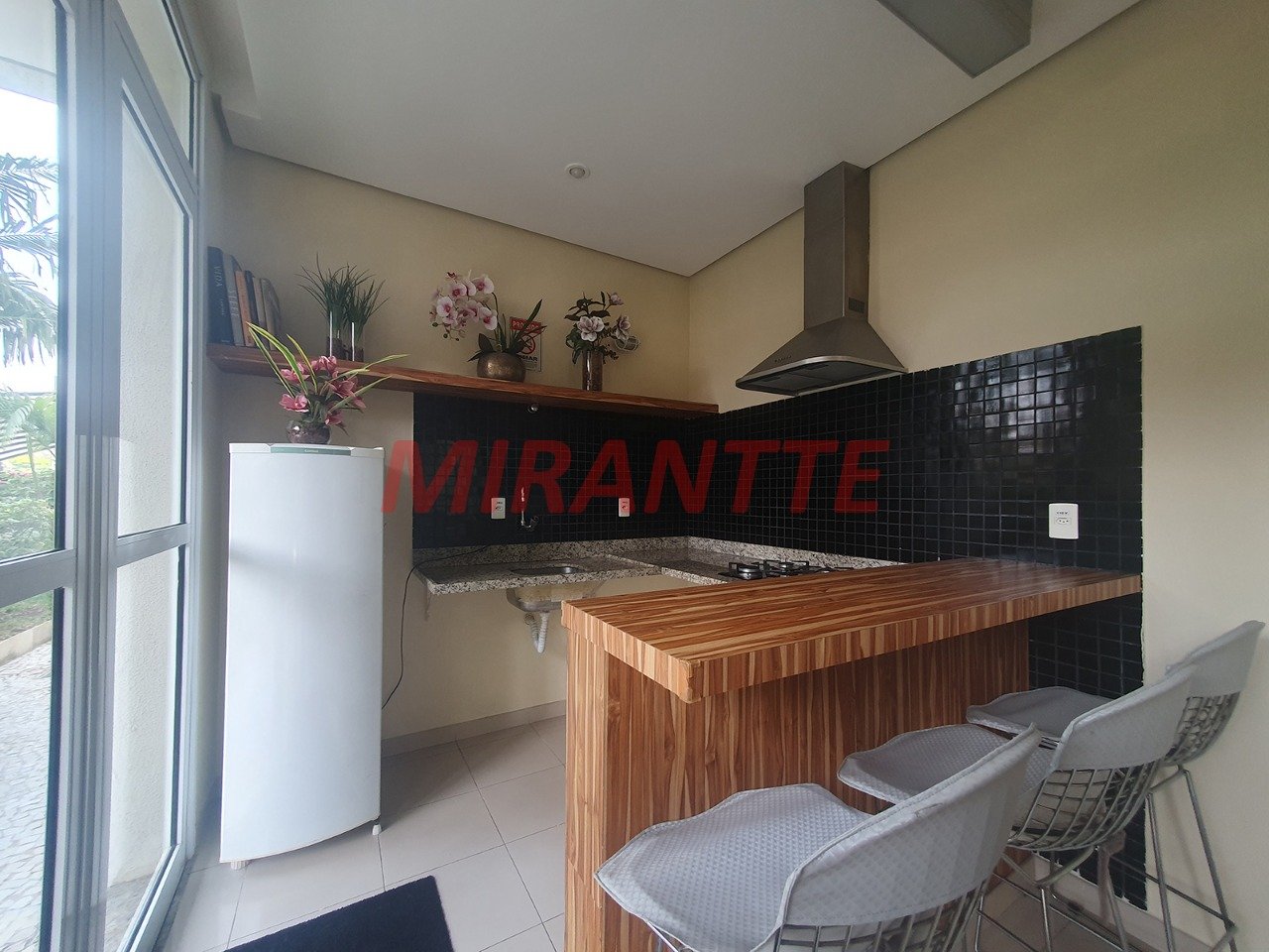 Apartamento de 85m² com 3 quartos em Lar São Paulo