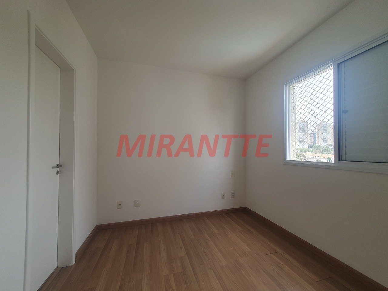 Apartamento de 85m² com 3 quartos em Lar São Paulo