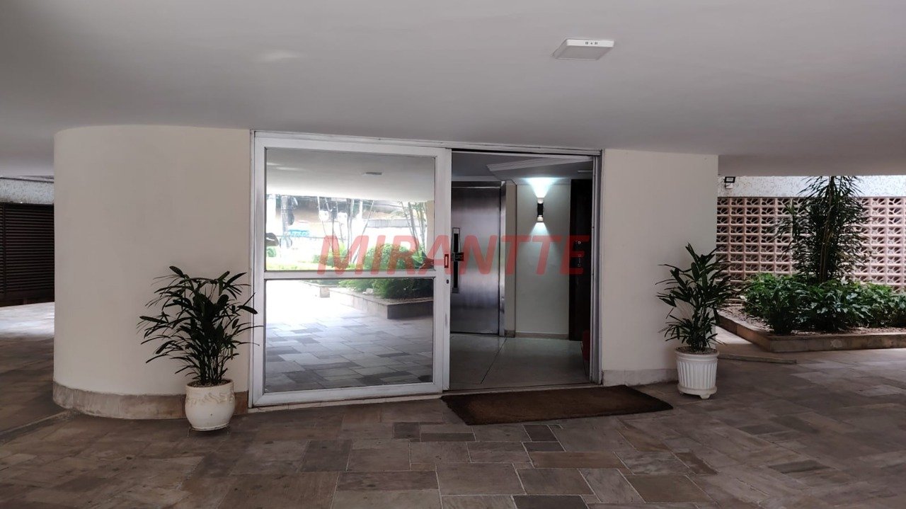 Apartamento de 74m² com 2 quartos em Santana