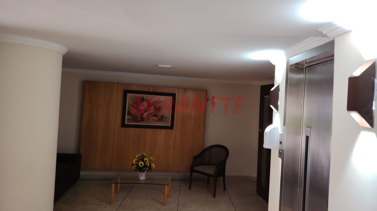 Apartamento de 74m² com 2 quartos em Santana