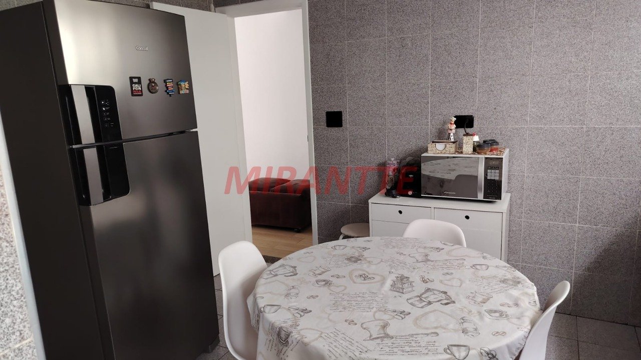 Apartamento de 74m² com 2 quartos em Santana