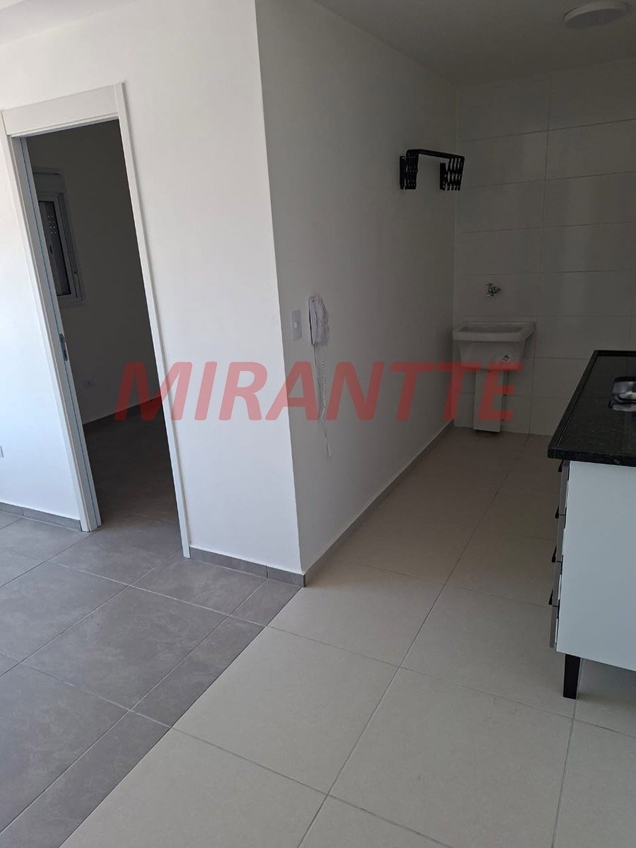 Apartamento de 35.04m² com 2 quartos em Vila Mazzei