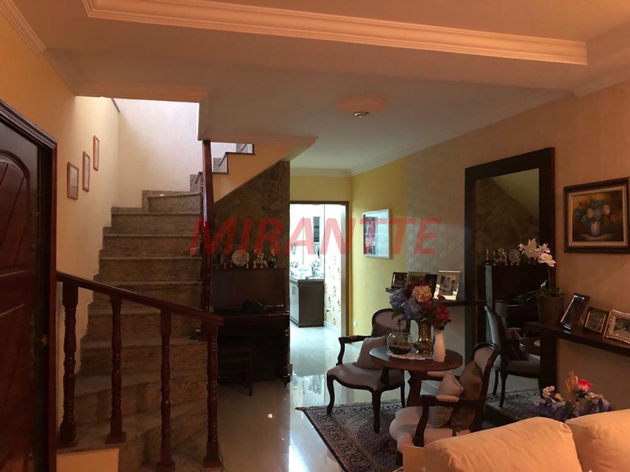 Sobrado de 270m² com 3 quartos em Jardim São José (Zona Norte)