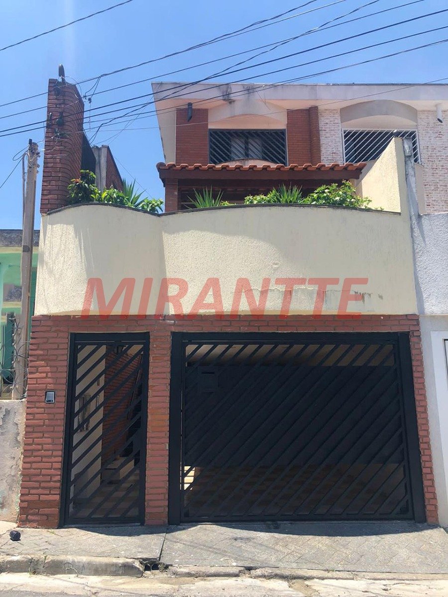 Sobrado de 270m² com 3 quartos em Jardim São José (Zona Norte)