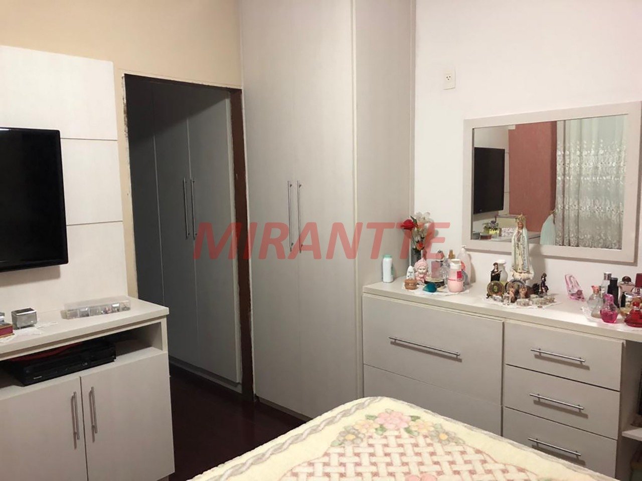 Sobrado de 270m² com 3 quartos em Jardim São José (Zona Norte)