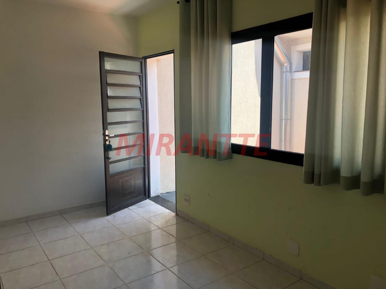 Sobrado de 270m² com 3 quartos em Jardim São José (Zona Norte)