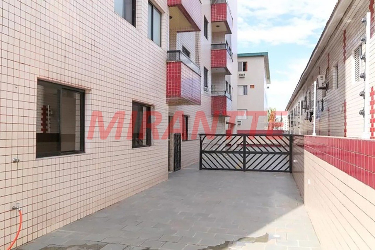 Apartamento de 57m² com 1 quartos em Canto do Forte
