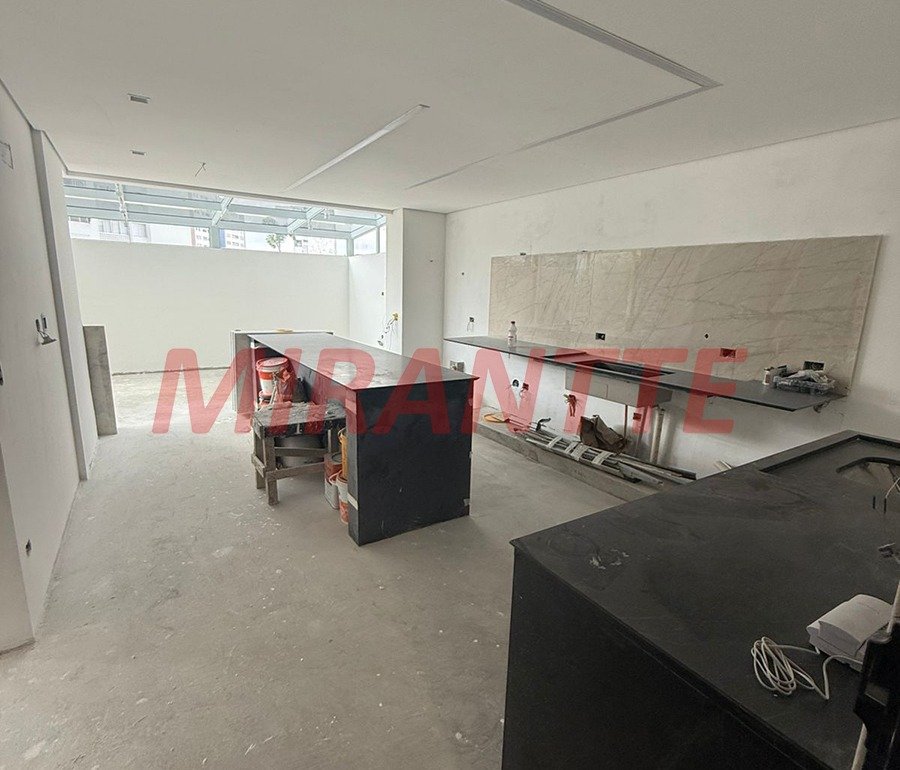 Apartamento de 95m² com 1 quartos em Água Fria