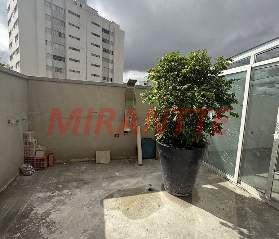 Apartamento de 95m² com 1 quartos em Água Fria