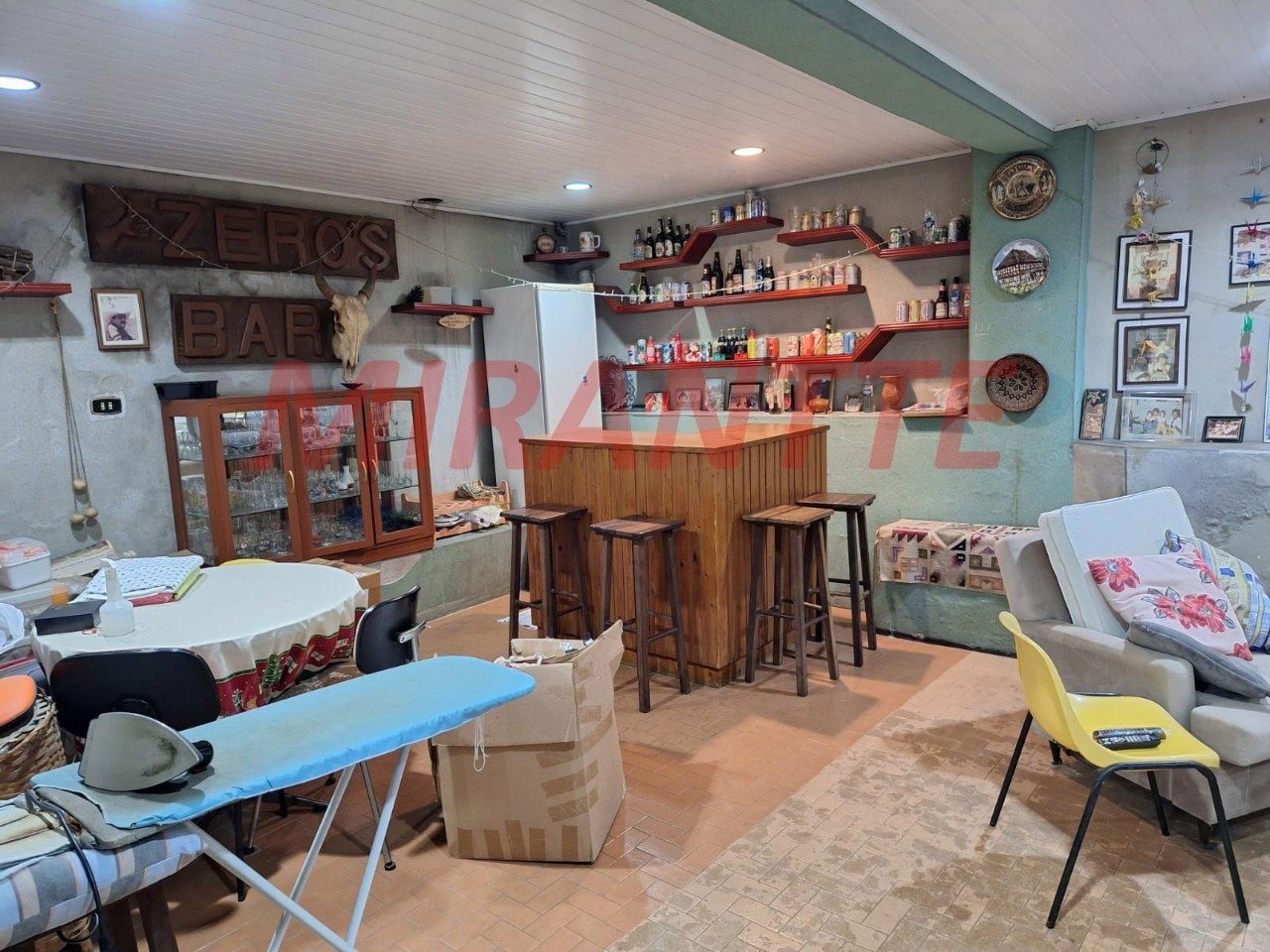 Casa terrea de 308m² com 4 quartos em Vila Nivi