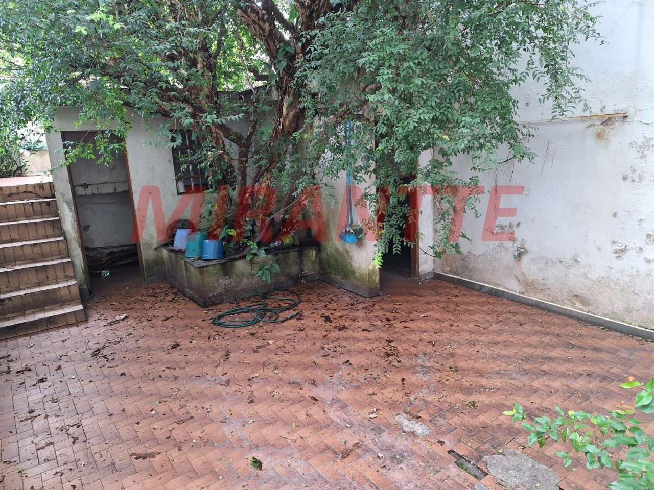 Casa terrea de 308m² com 4 quartos em Vila Nivi
