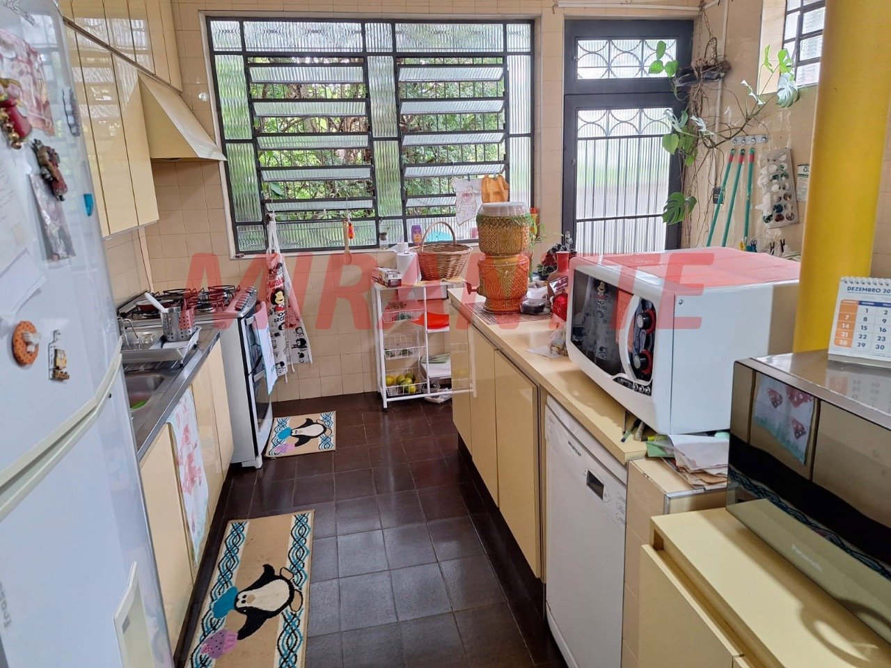 Casa terrea de 308m² com 4 quartos em Vila Nivi