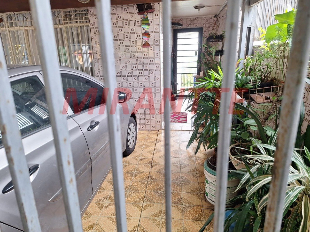 Casa terrea de 308m² com 4 quartos em Vila Nivi
