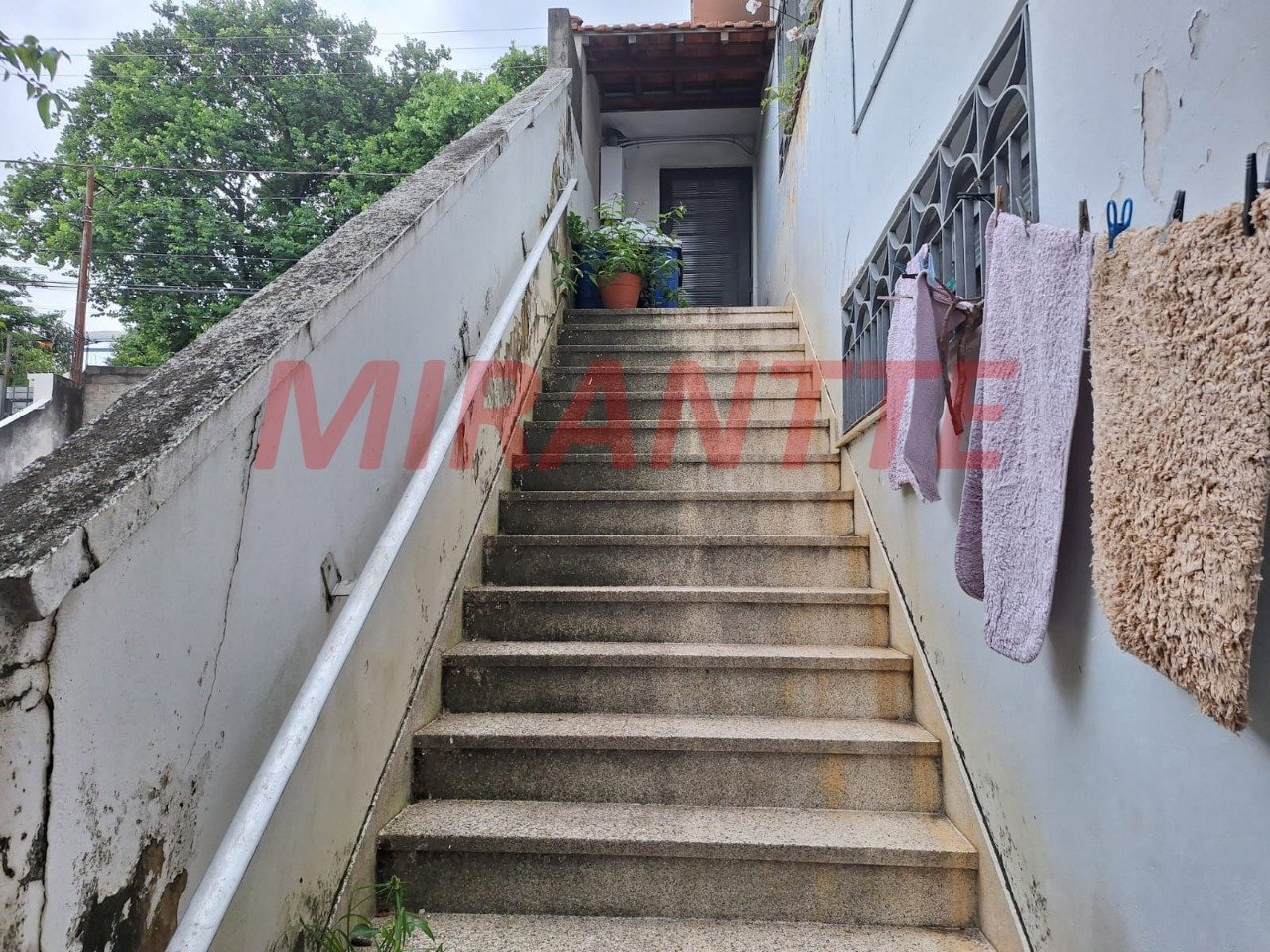 Casa terrea de 308m² com 4 quartos em Vila Nivi