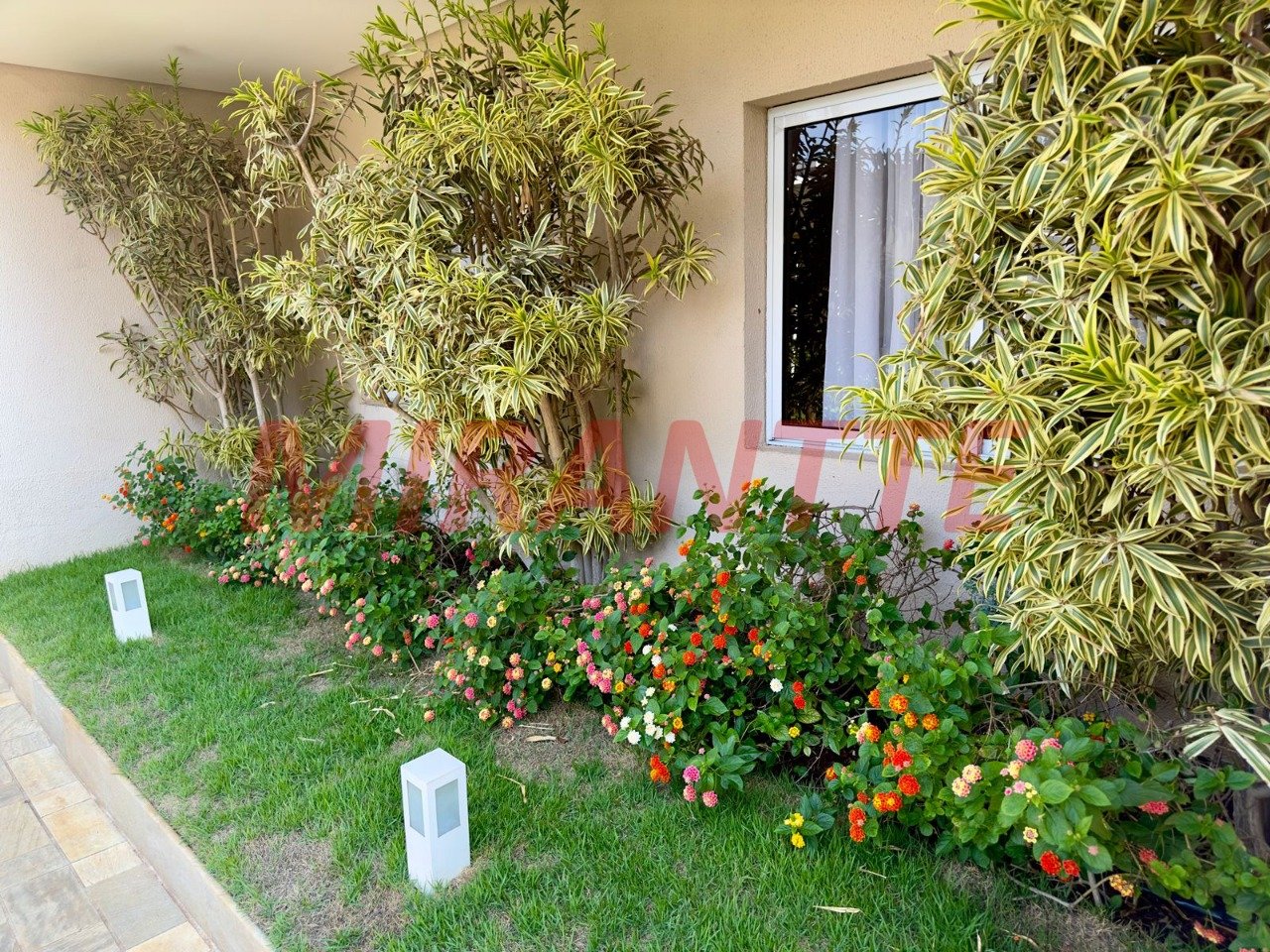 Apartamento de 65m² com 3 quartos em Jardim Ampliacao