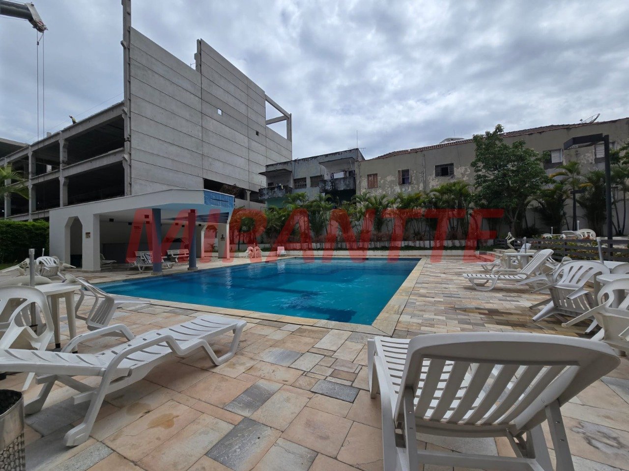 Apartamento de 69m² com 3 quartos em Santana