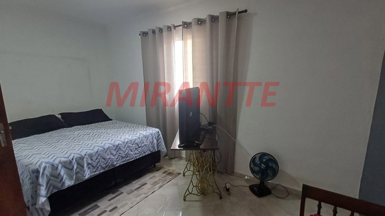 Sobrado de 220m² com 5 quartos em Vila Constança