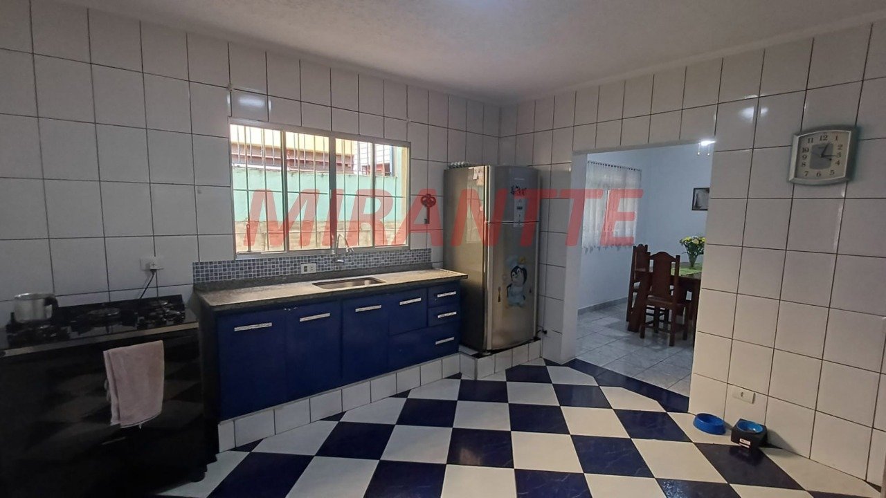 Sobrado de 220m² com 5 quartos em Vila Constança