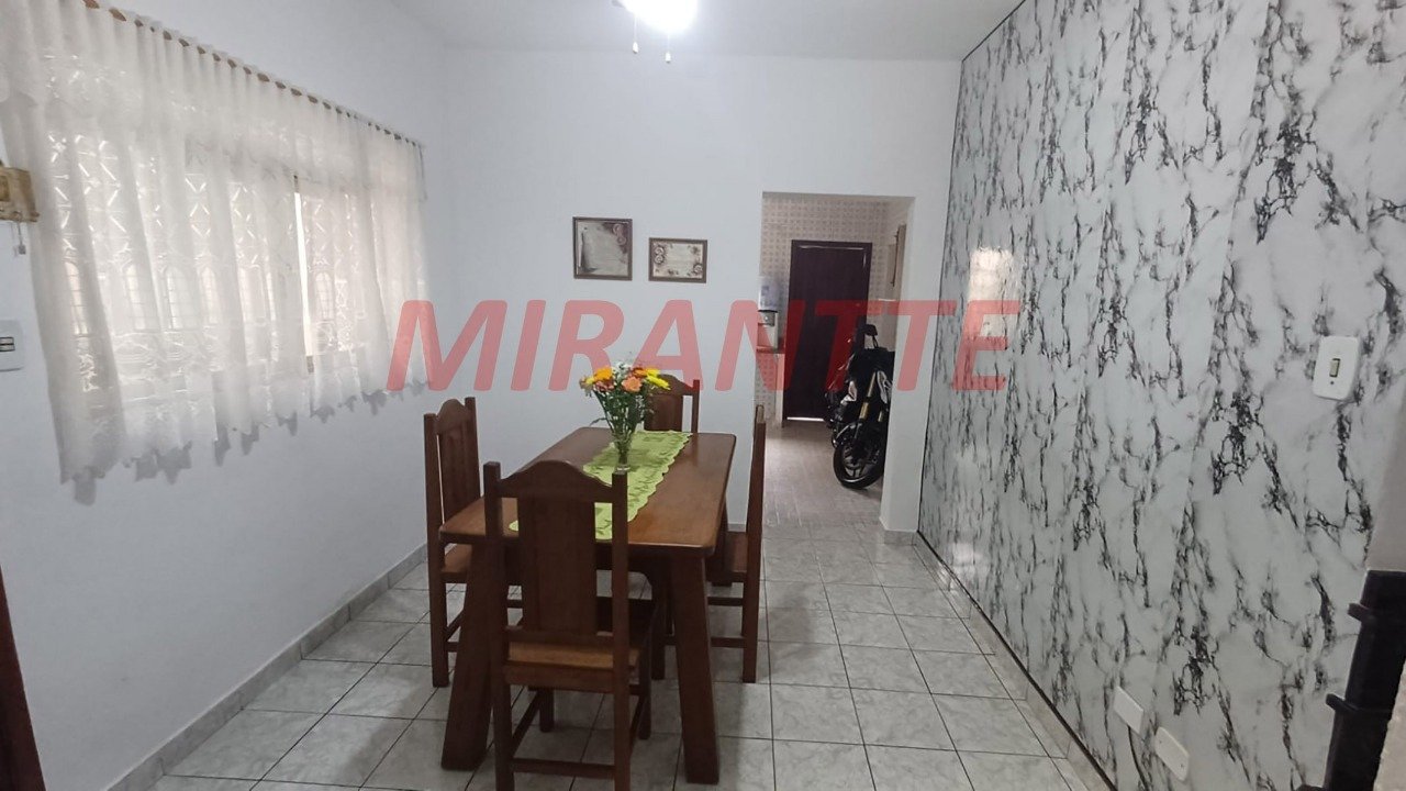Sobrado de 220m² com 5 quartos em Vila Constança
