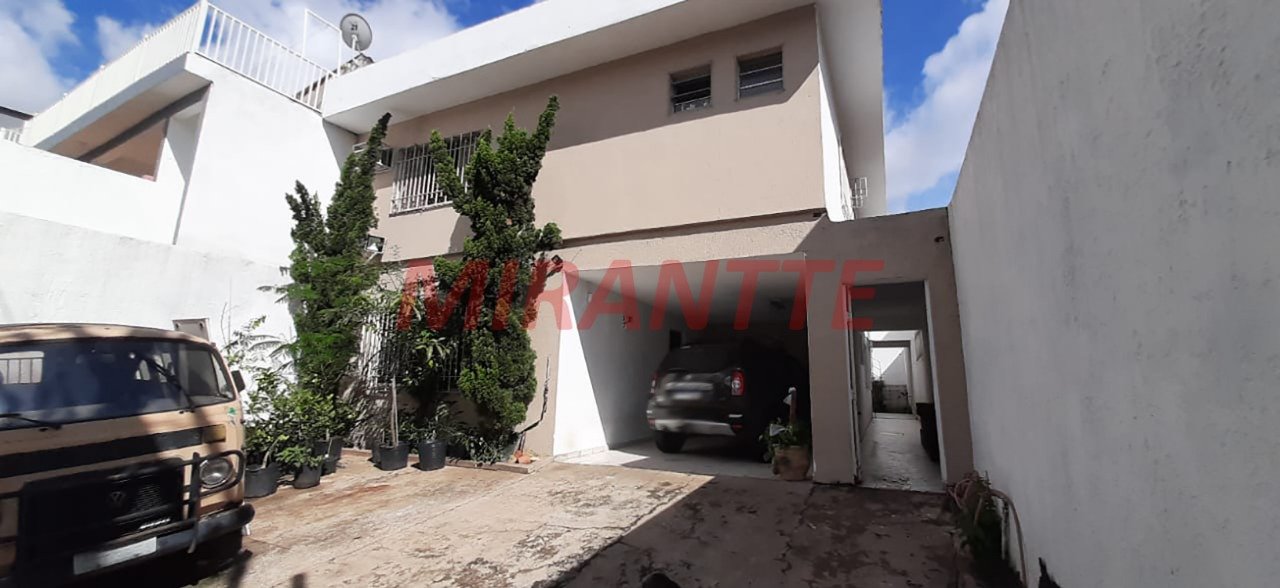 Sobrado de 300m² com 4 quartos em Imirim
