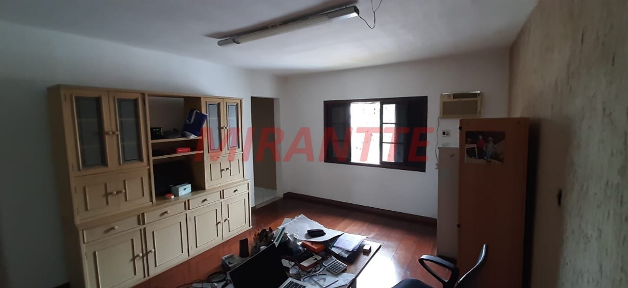 Sobrado de 300m² com 4 quartos em Imirim