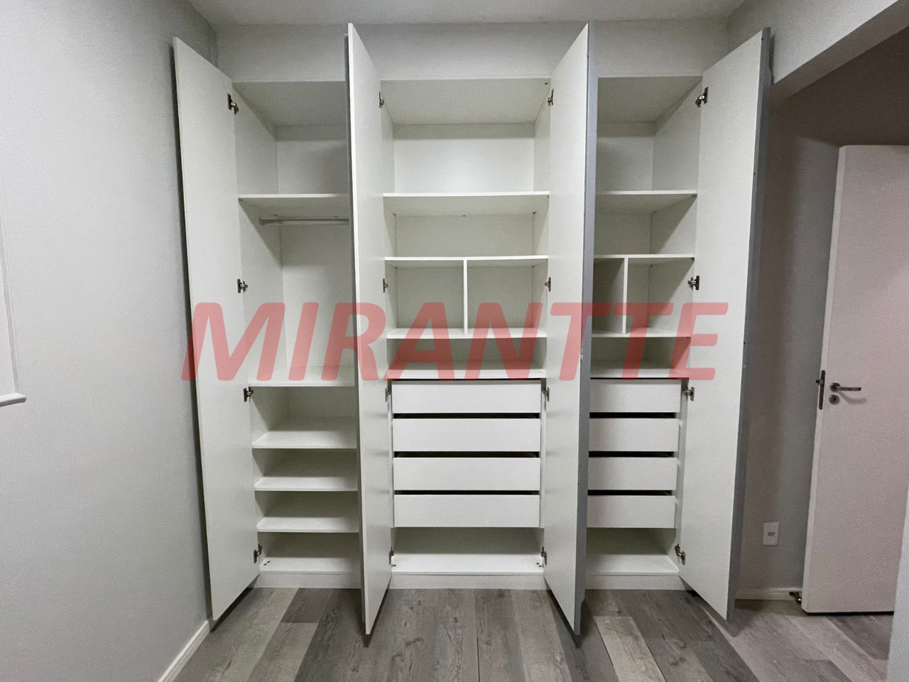 Apartamento de 42m² com 2 quartos em Horto Florestal