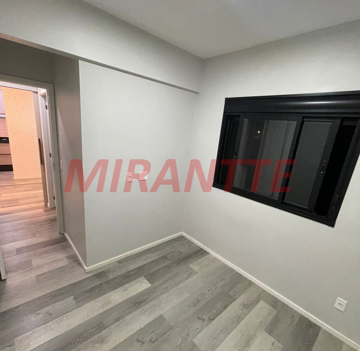 Apartamento de 42m² com 2 quartos em Horto Florestal
