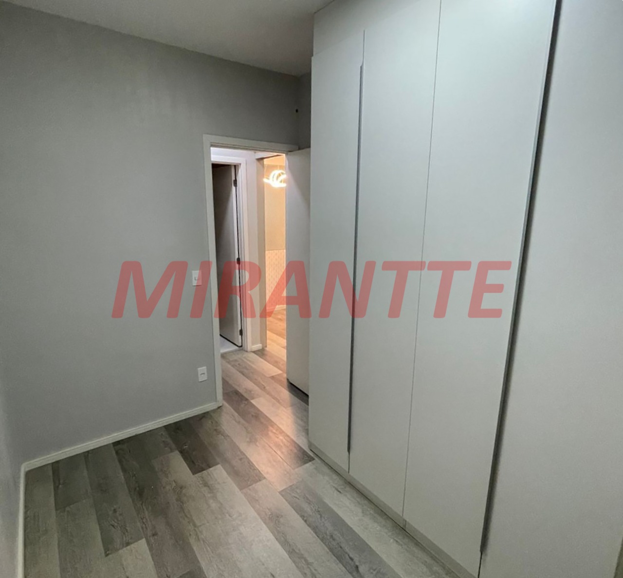 Apartamento de 42m² com 2 quartos em Horto Florestal