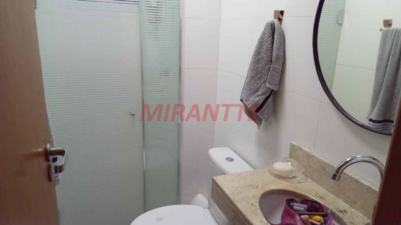 Apartamento de 48m² com 2 quartos em Santa Teresinha