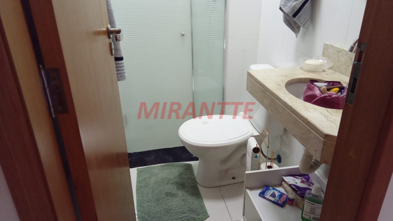 Apartamento de 48m² com 2 quartos em Santa Teresinha