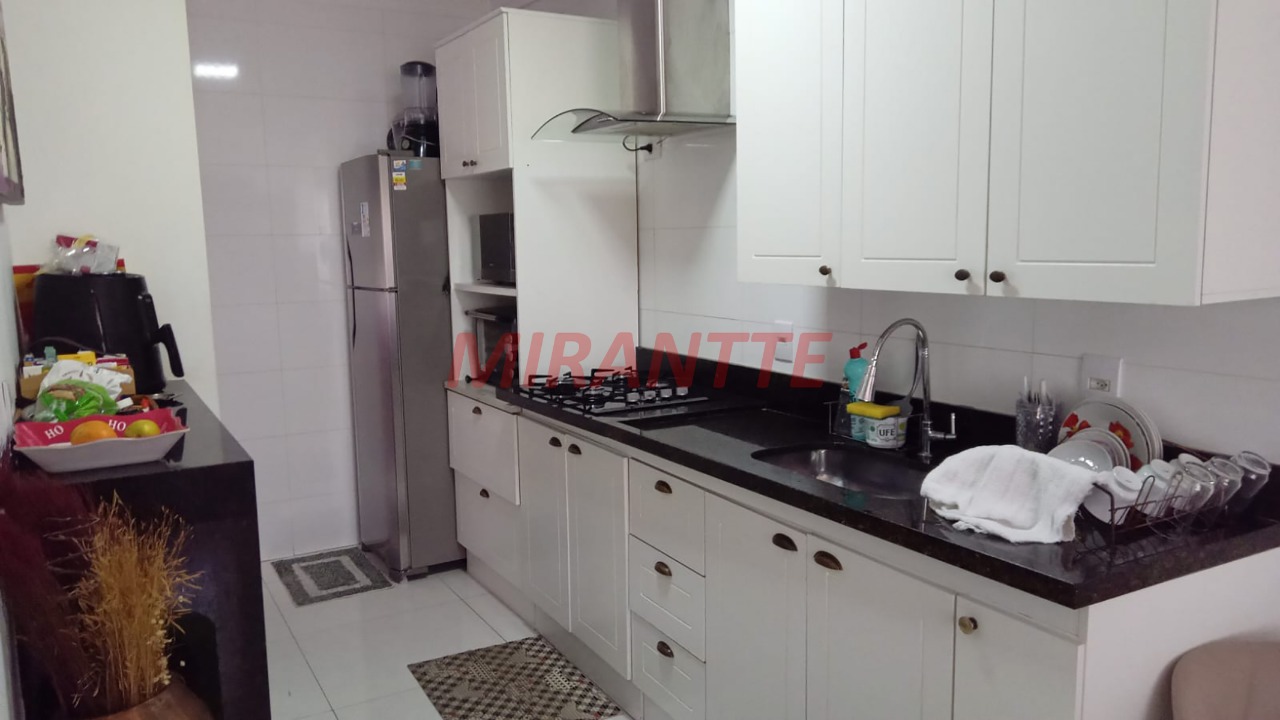 Apartamento de 48m² com 2 quartos em Santa Teresinha
