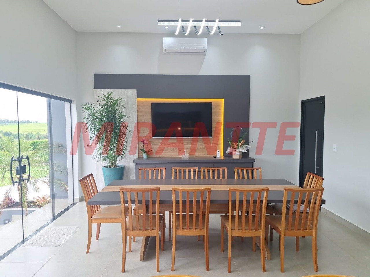 R2 Image 272219 #13