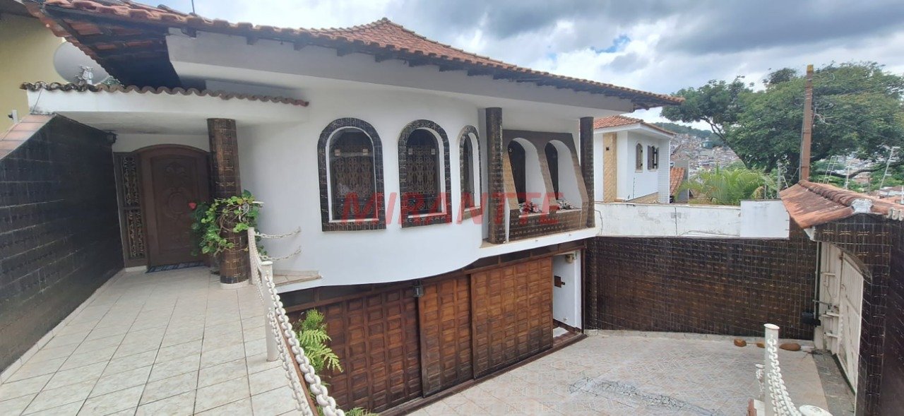 Casa terrea de 235m² com 5 quartos em Tremembe