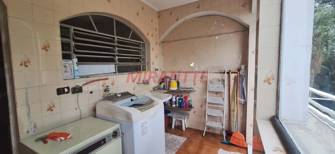Casa terrea de 235m² com 5 quartos em Tremembe