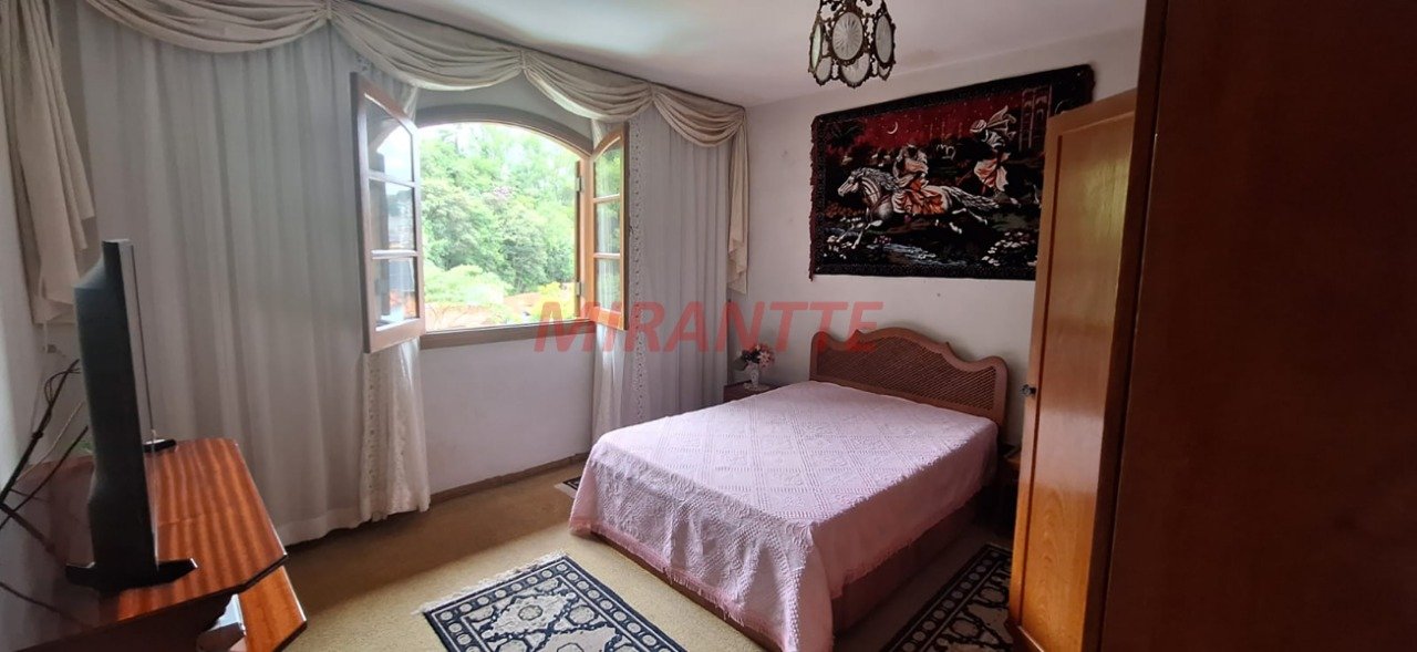 Casa terrea de 235m² com 5 quartos em Tremembe