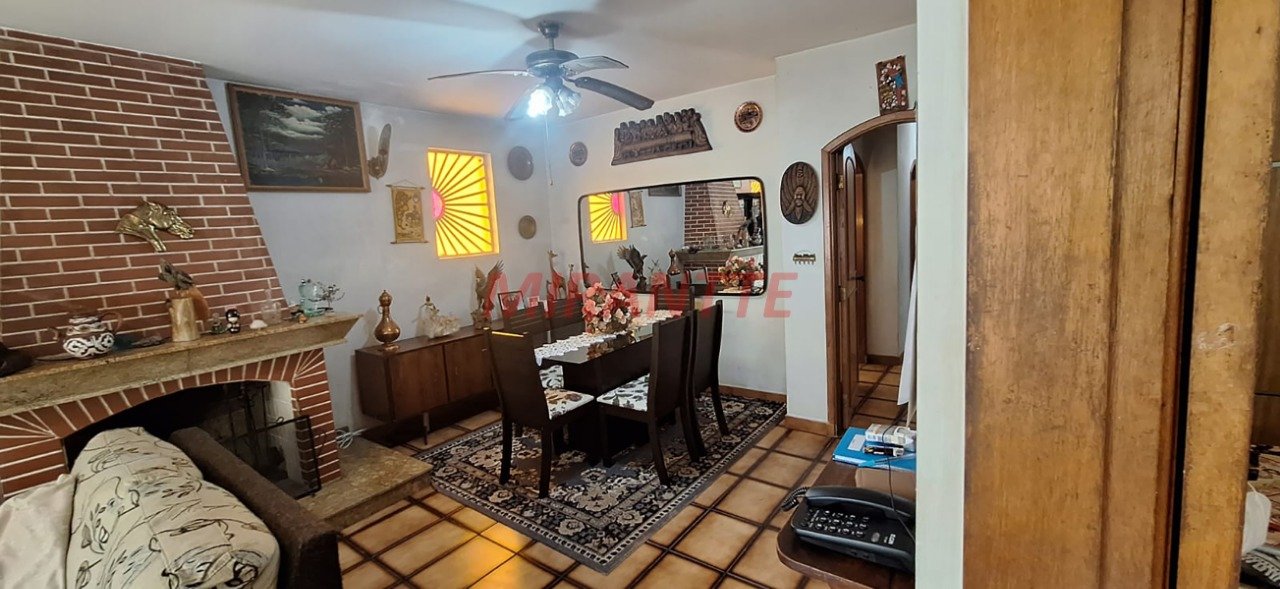Casa terrea de 235m² com 5 quartos em Tremembe