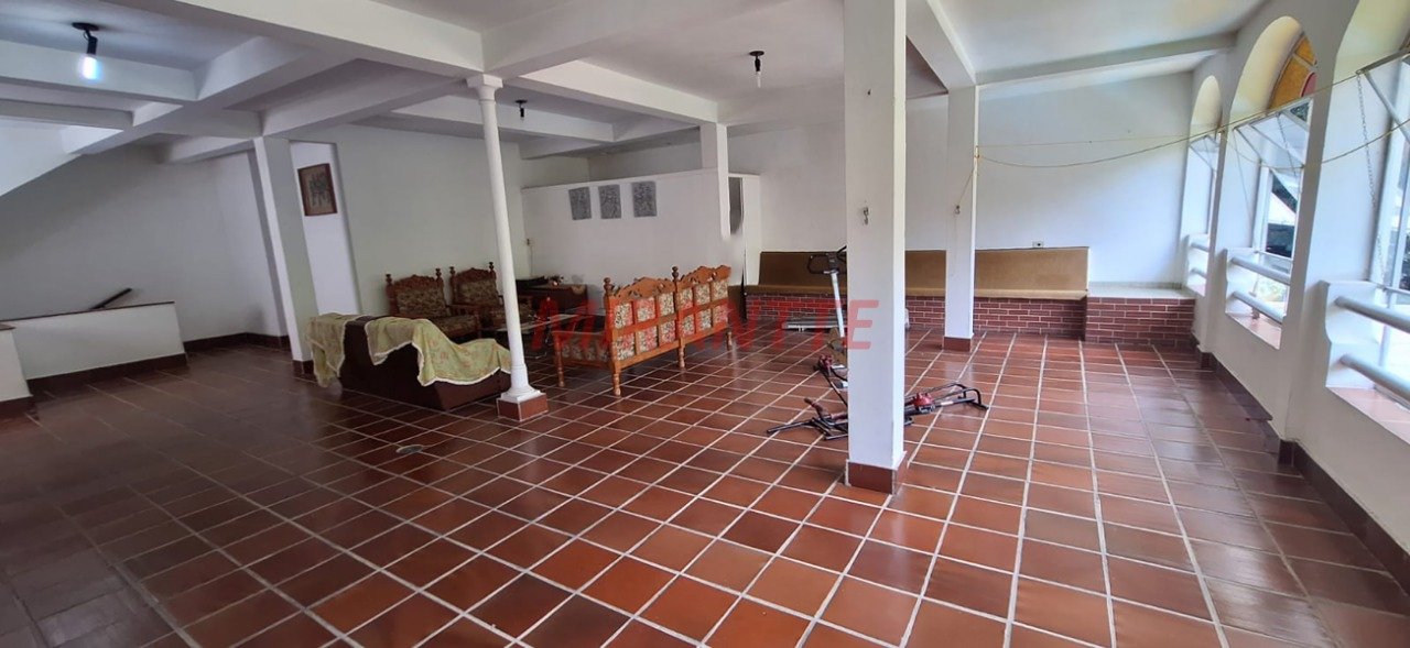 Casa terrea de 235m² com 5 quartos em Tremembe