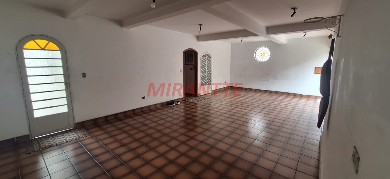 Casa terrea de 235m² com 5 quartos em Tremembe