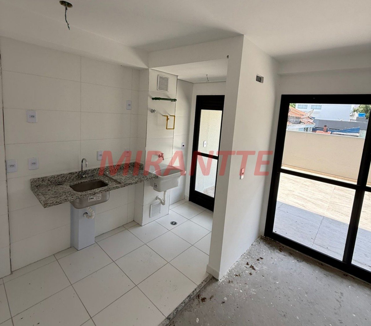 Apartamento de 46.15m² com 2 quartos em Água Fria