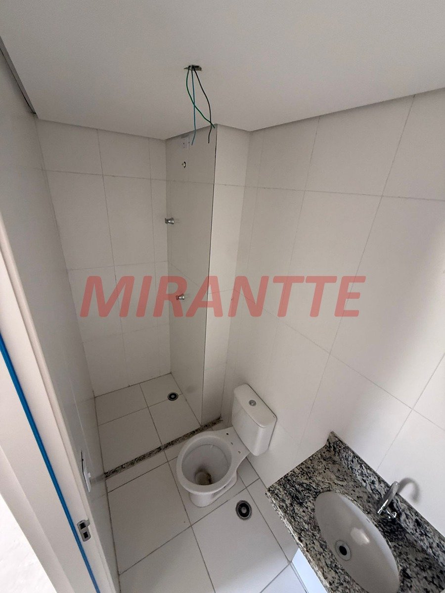 Apartamento de 46.15m² com 2 quartos em Água Fria