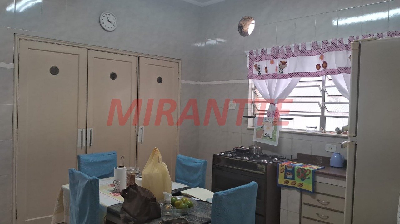 Casa terrea de 190m² com 6 quartos em Vila Gustavo