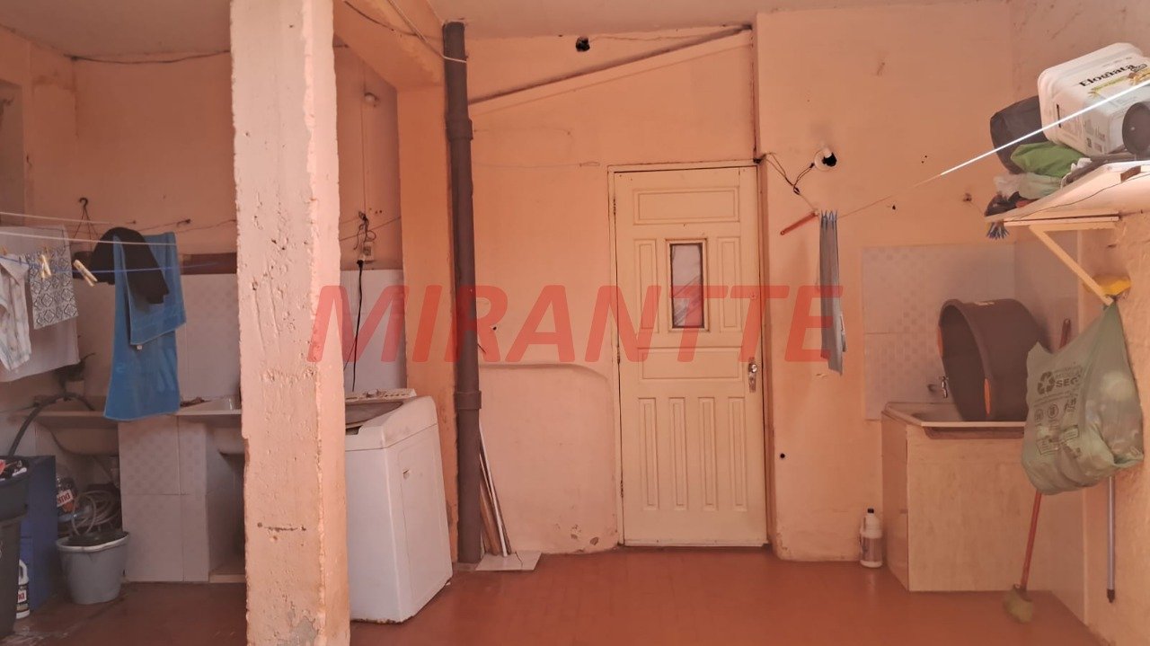 Casa terrea de 190m² com 6 quartos em Vila Gustavo