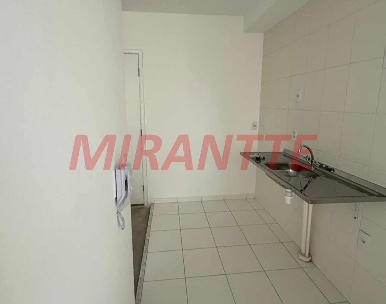 Apartamento de 41m² com 2 quartos em Vila Nova Cachoeirinha